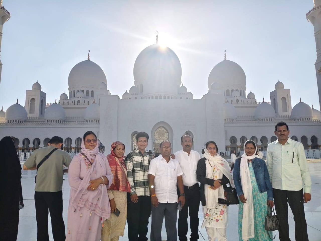 A Well-Coordinated Dubai Experience: Dr. Dilip Khairnar’s Thrillophilia Review