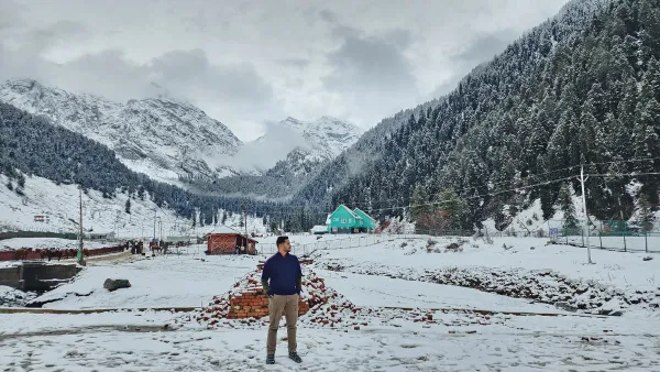Akshay’s and His Friend’s Kashmir Holiday Review with Thrillophilia